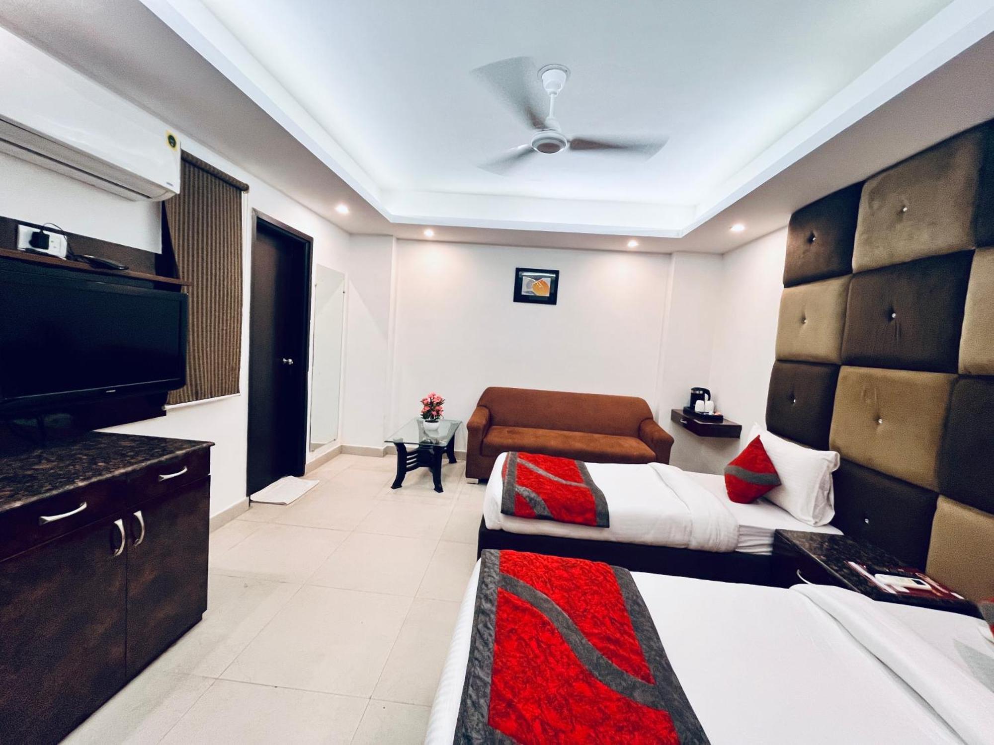 Hotel The Gold Inn - Karol Bagh Delhi Εξωτερικό φωτογραφία