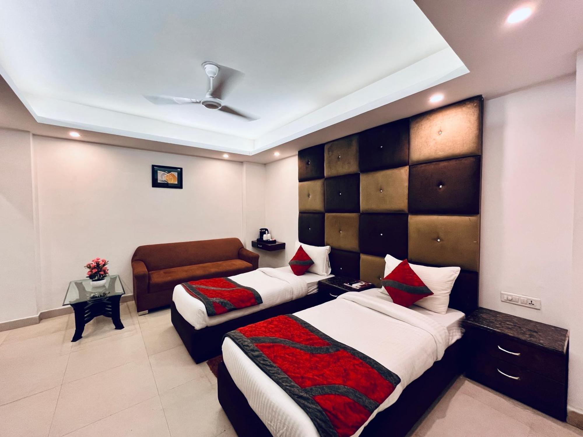Hotel The Gold Inn - Karol Bagh Delhi Εξωτερικό φωτογραφία