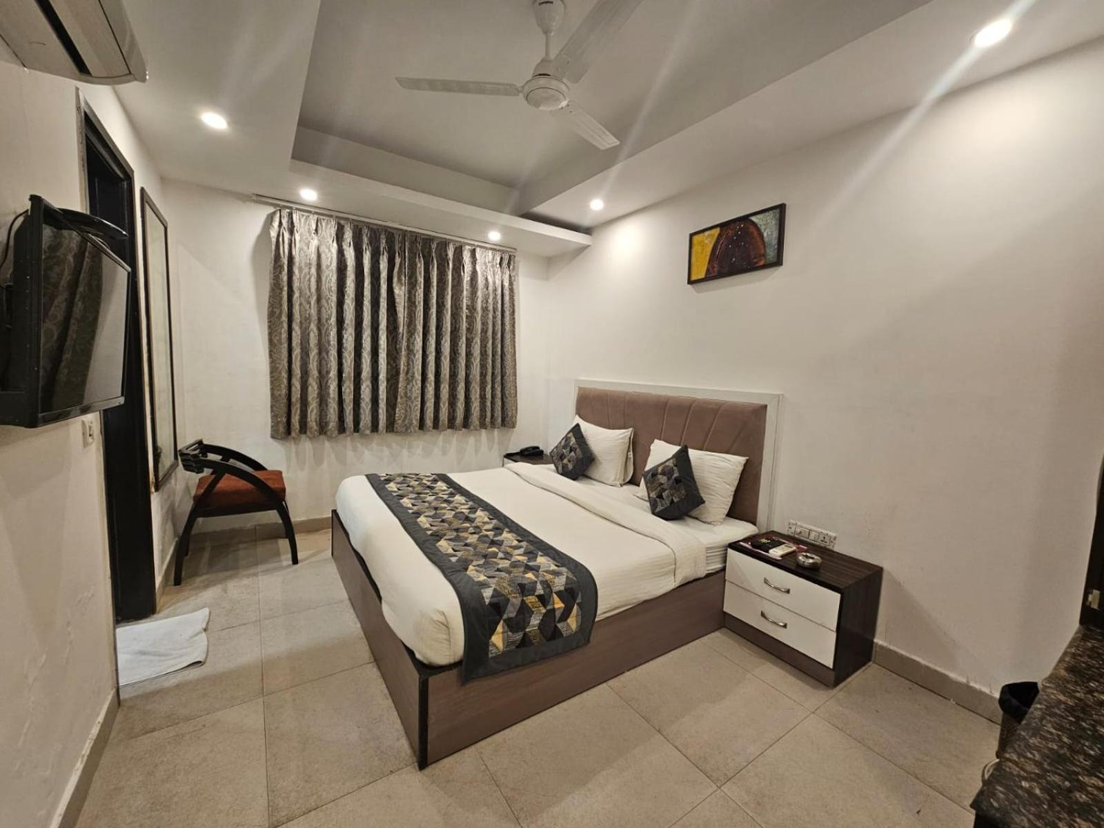 Hotel The Gold Inn - Karol Bagh Delhi Εξωτερικό φωτογραφία